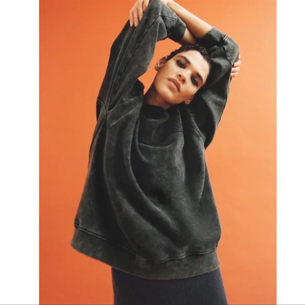 Zara Limitless Dark Gray Sweatshirt